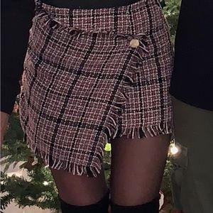 Plaid mini skirt